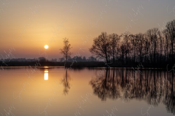 Stillness at Sunrise - Suusies Kiekjes - Fine Art Landscape Photography - Suusies Kiekjes - Fine Art Magical Photography - Watermark